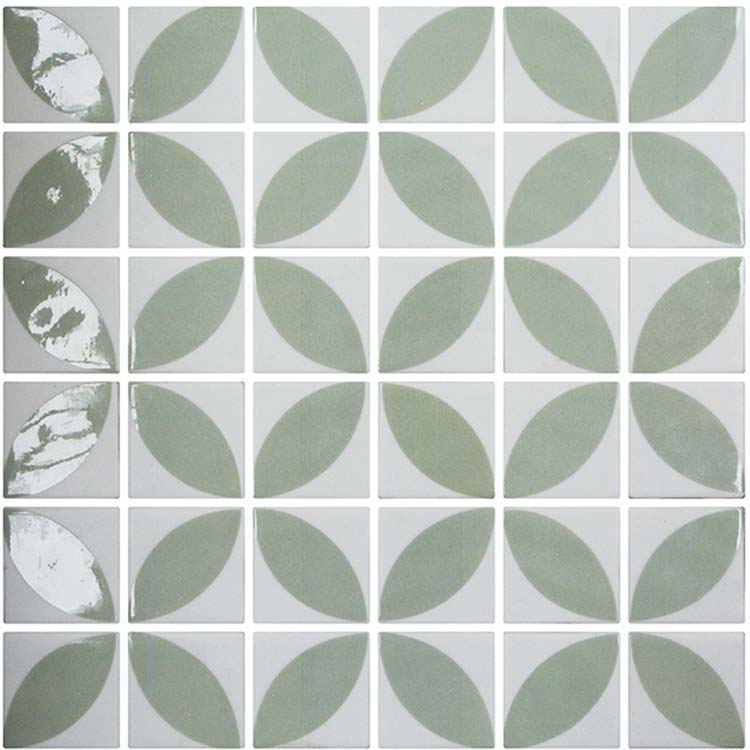 Recycled Glass Mosaic tile in Foliaga Bellue