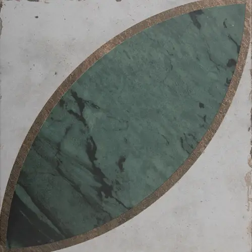 Renaissance Emerald Deco Mandorla